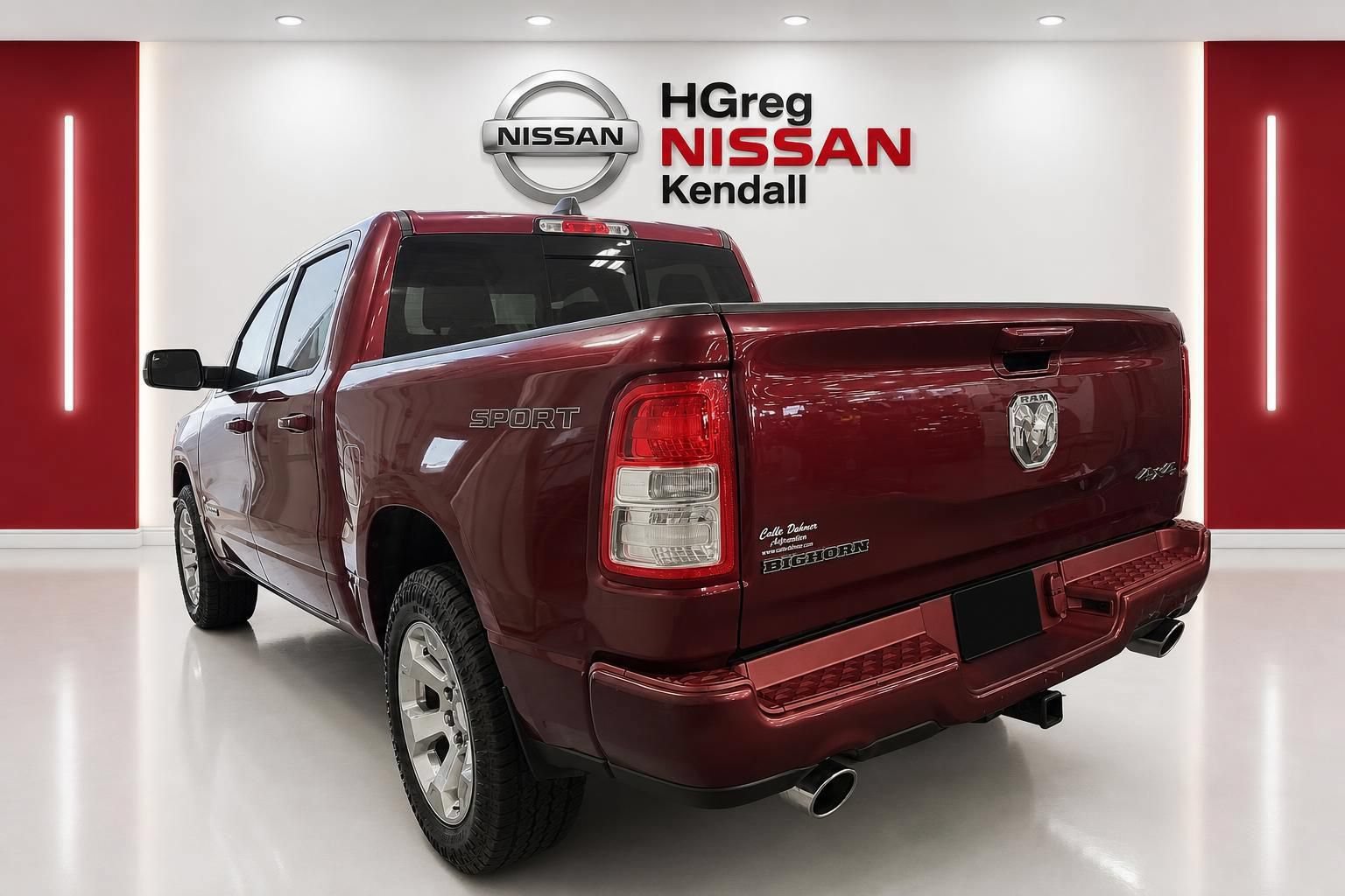 Used 2022 RAM 1500 Big Horn AWD/4WD image 2