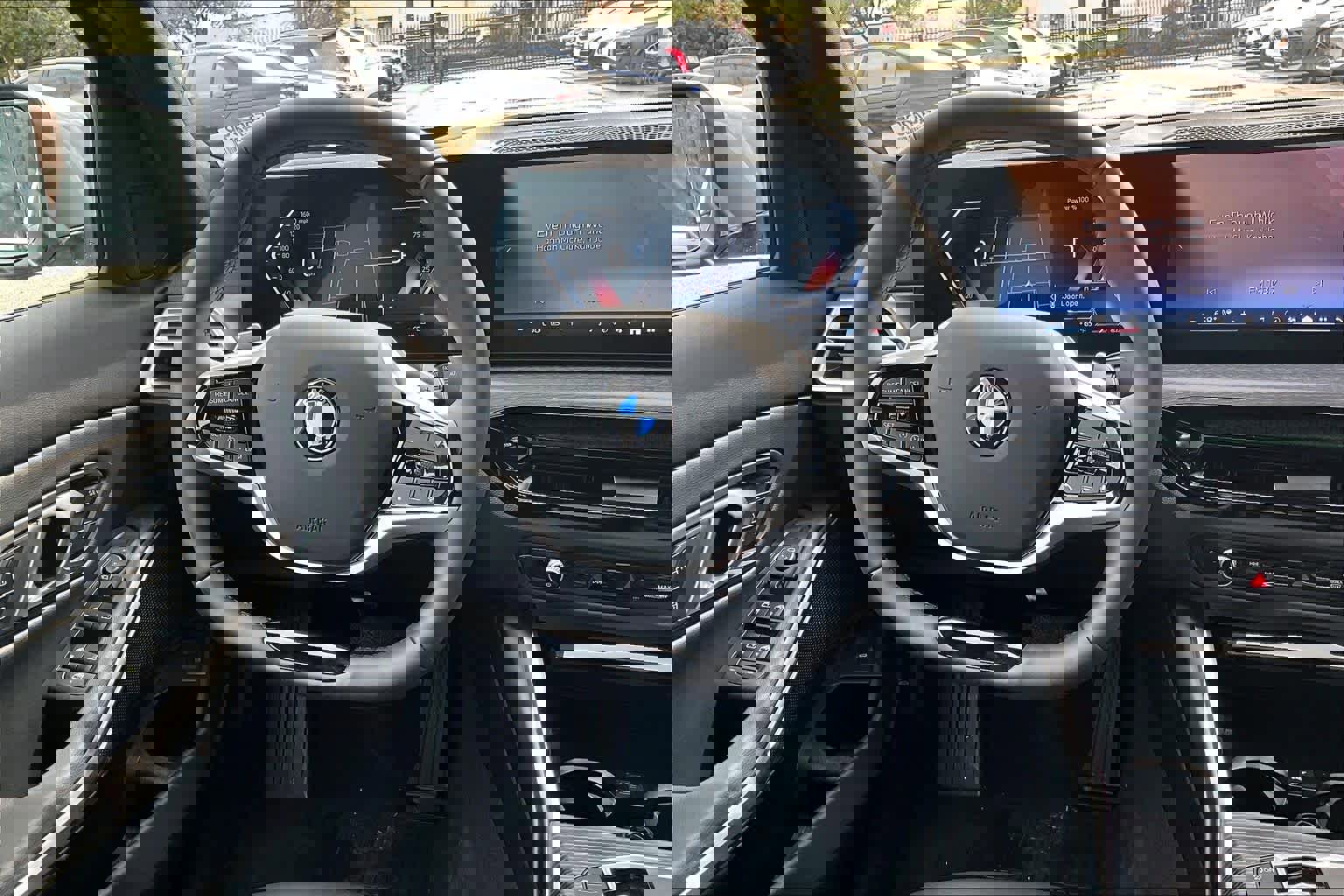 Used 2025 BMW 330i Sedan w/ Premium Package image 12