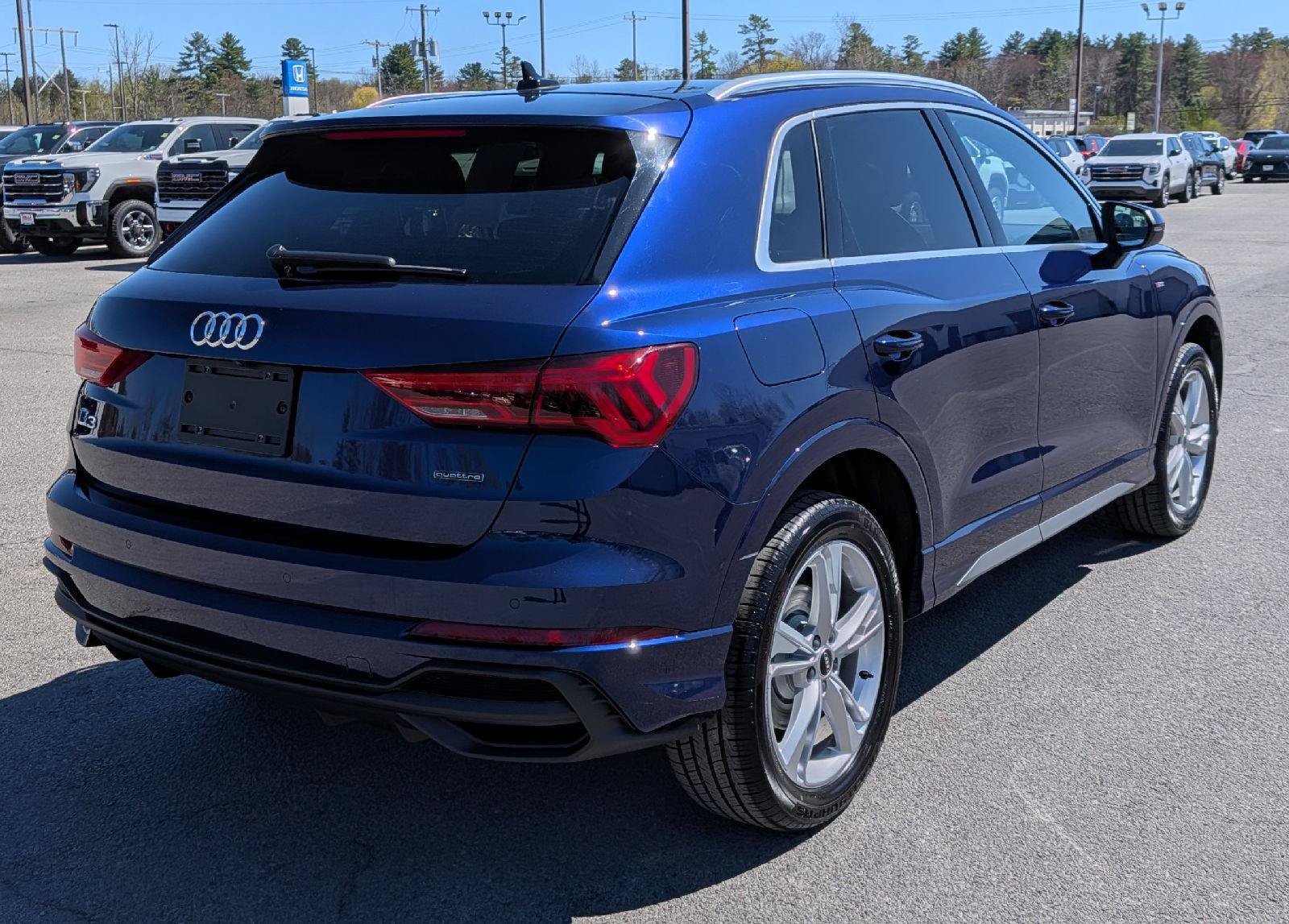 Used 2023 Audi Q3 2.0T Premium Plus AWD/4WD image 8