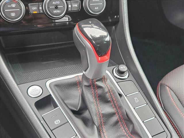 Used 2023 Volkswagen Jetta GLI Autobahn image 14