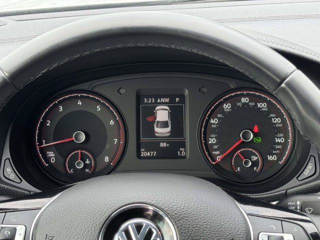 Used 2022 Volkswagen Passat 2.0T SE FWD image 26