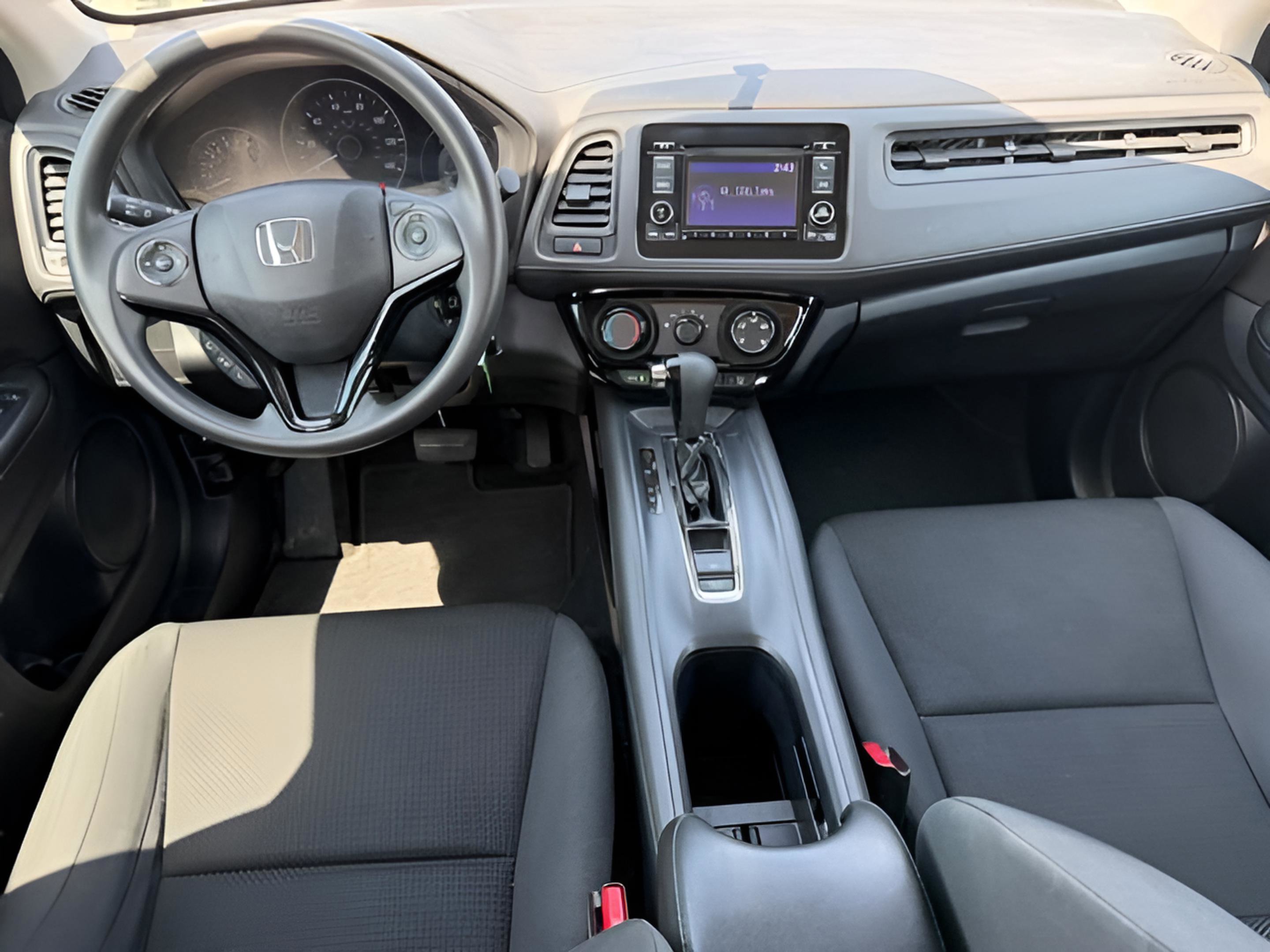 Used 2022 Honda HR-V LX image 7