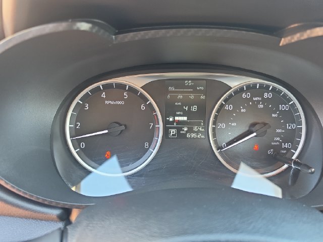 Used 2025 Nissan Versa S w/ Trunk Package FWD image 12