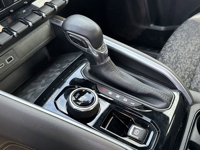 Certified 2024 Chevrolet Colorado ZR2 w/ Technology Package image 19