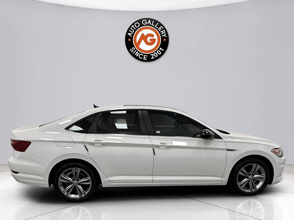 Used 2021 Volkswagen Jetta R-Line w/ R-Line Cold Weather Package image 8
