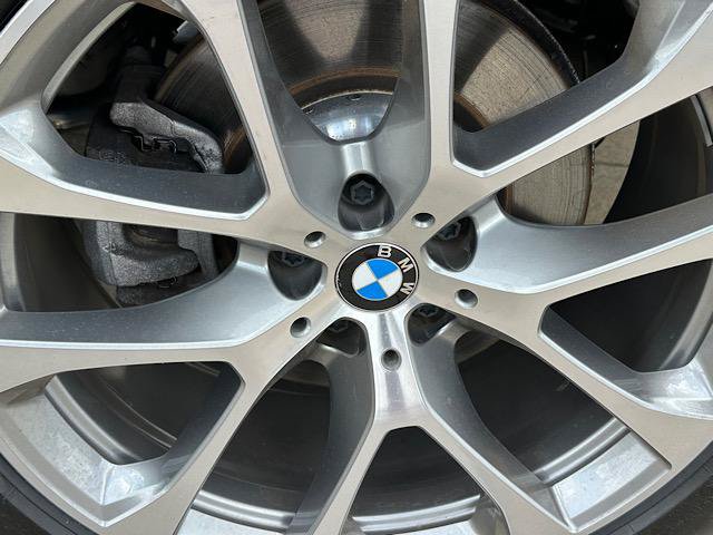 Used 2025 BMW X5 xDrive40i w/ Premium Package AWD/4WD image 33