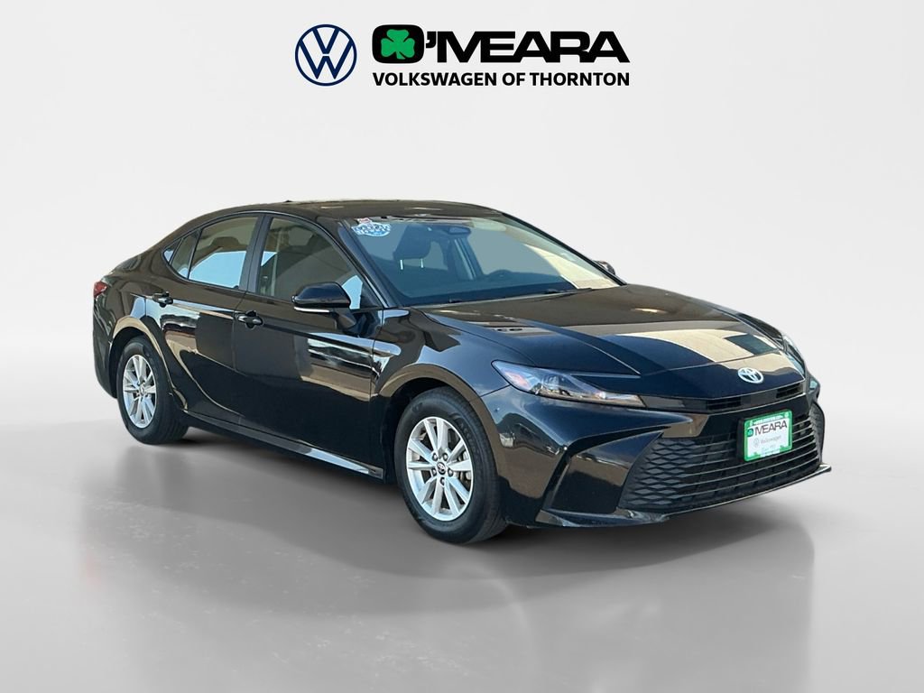 Used 2025 Toyota Camry LE image 7