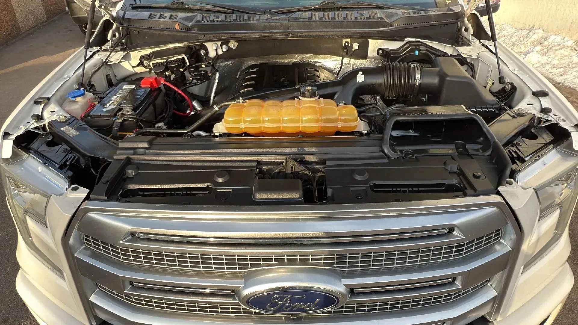 Used 2016 Ford F150 Platinum w/ Equipment Group 701A Luxury image 22