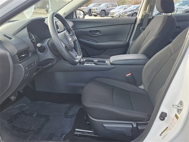 Used 2025 Nissan Sentra S image 5