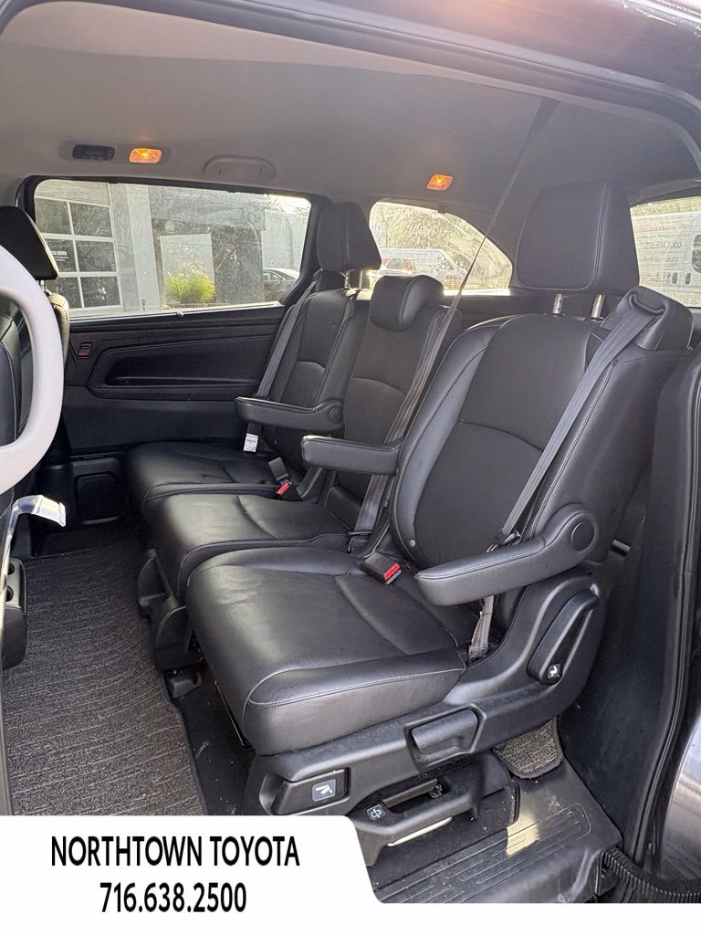 Used 2023 Honda Odyssey EX-L image 18