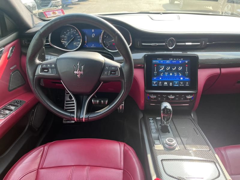 Used 2018 Maserati Quattroporte S GranSport Q4 AWD/4WD image 27