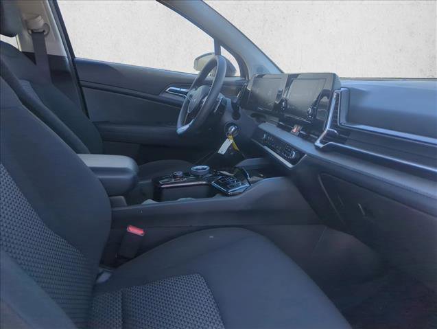 Used 2023 Kia Sportage LX image 20