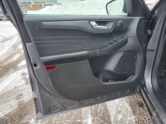 Used 2023 Ford Escape Active w/ Tech Pack #2 image 9