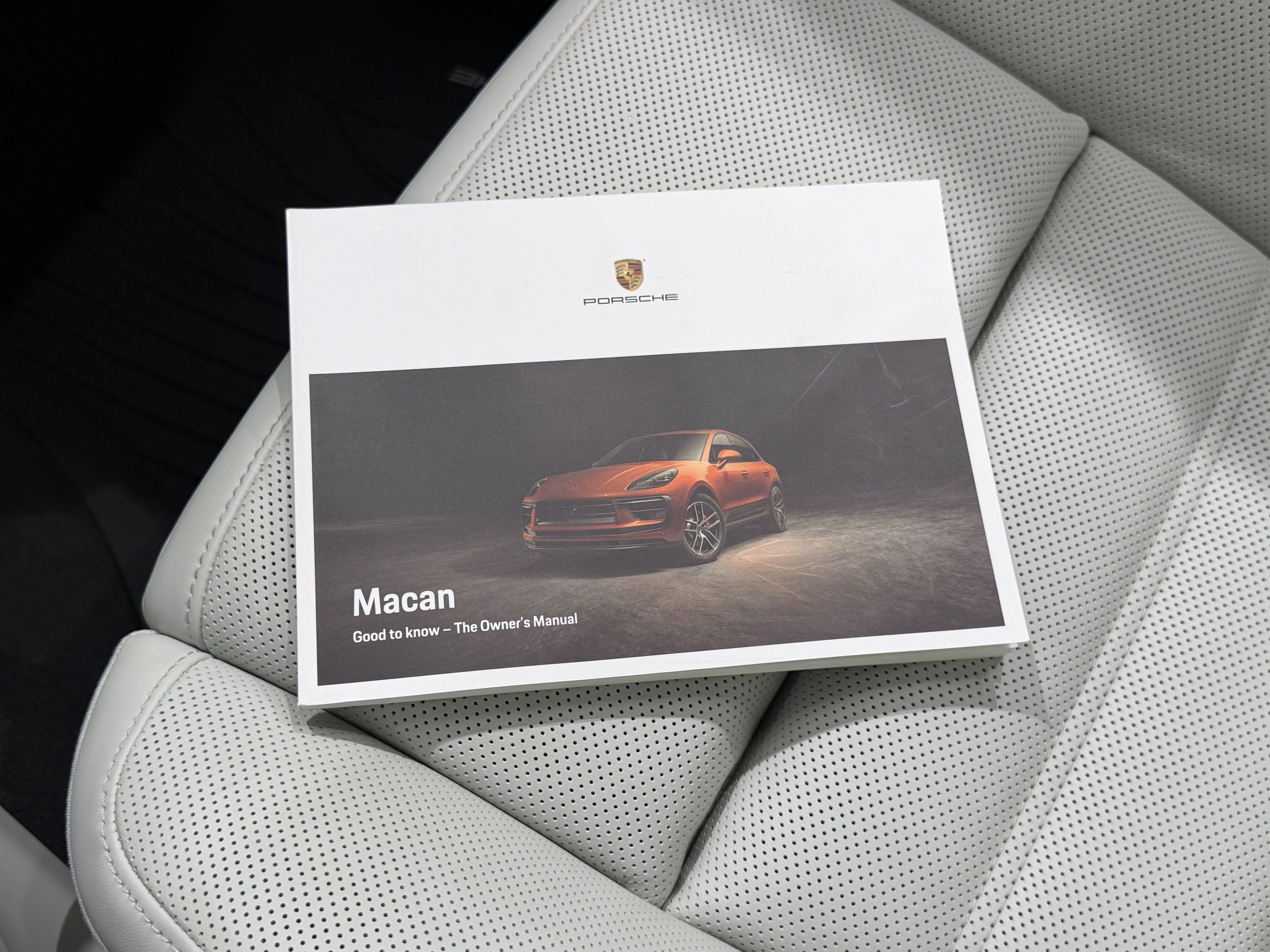 Certified 2023 Porsche Macan Turbo AWD/4WD image 62