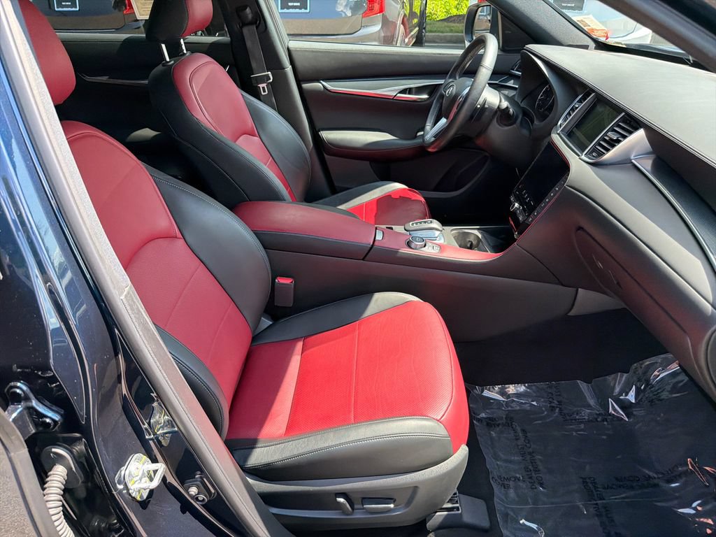 Used 2023 INFINITI QX50 Sport FWD image 13