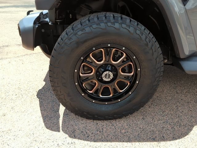 Used 2019 Jeep Wrangler Unlimited Sahara AWD/4WD image 24