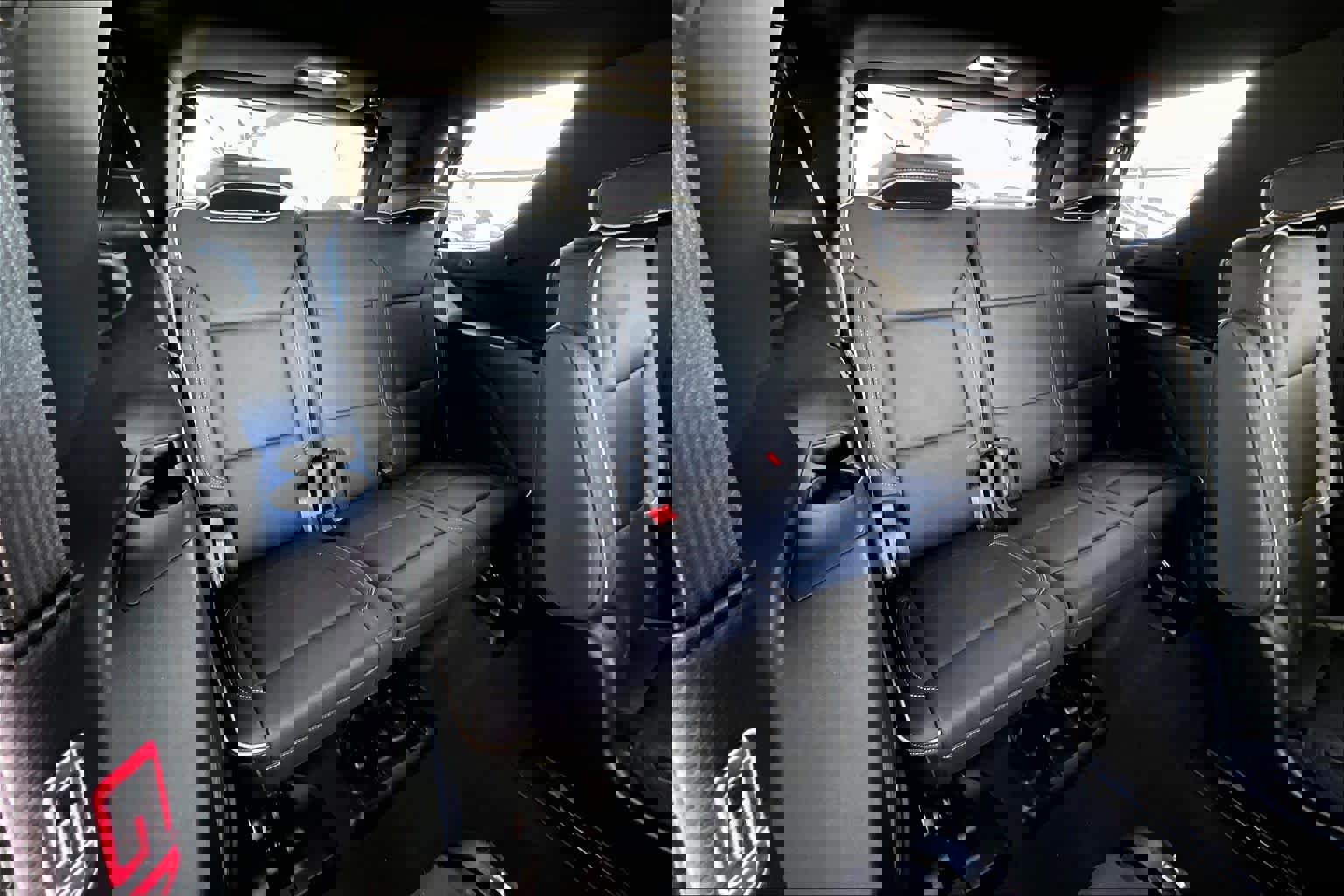 Used 2022 GMC Yukon SLT w/ SLT Premium Package image 37