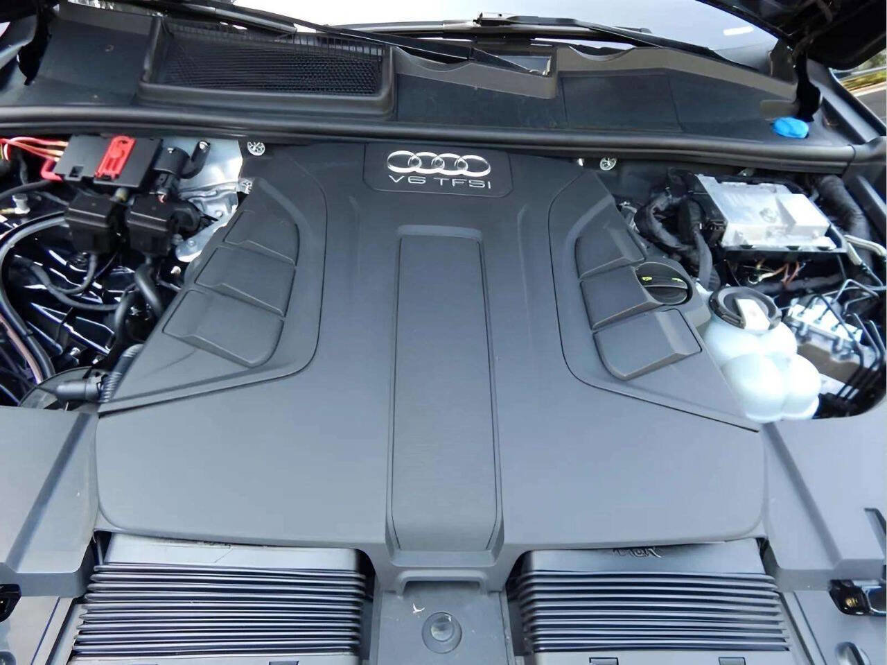 Used 2017 Audi Q7 3.0T Prestige image 71