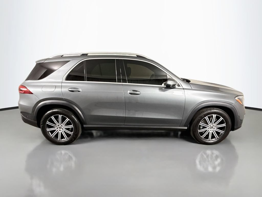 Used 2025 Mercedes-Benz GLE 450e 4MATIC w/ Winter Package image 8