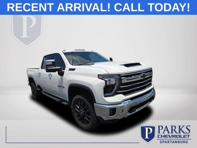 Used 2025 Chevrolet Silverado 2500 LTZ w/ LTZ Premium Package AWD/4WD image 1