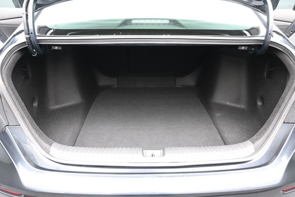 Used 2023 Honda Accord EX image 25