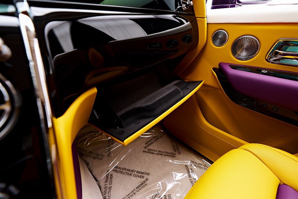 Used 2025 Rolls-Royce Cullinan image 89