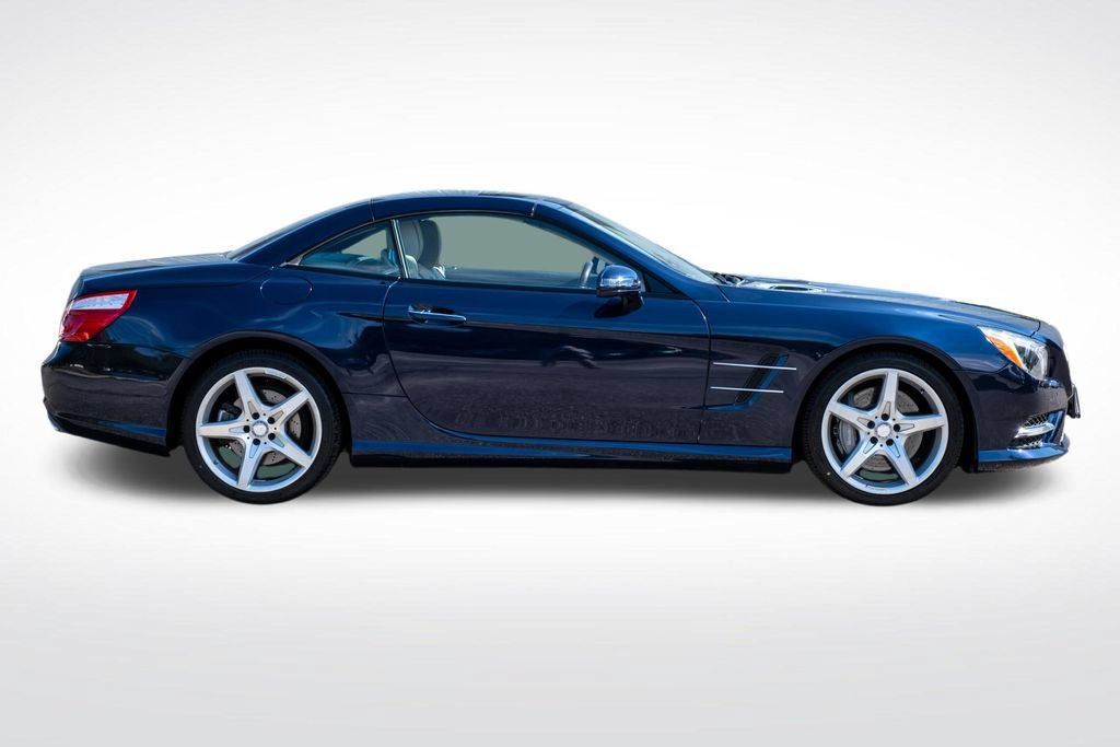 Used 2013 Mercedes-Benz SL 550 w/ Premium Pkg image 35