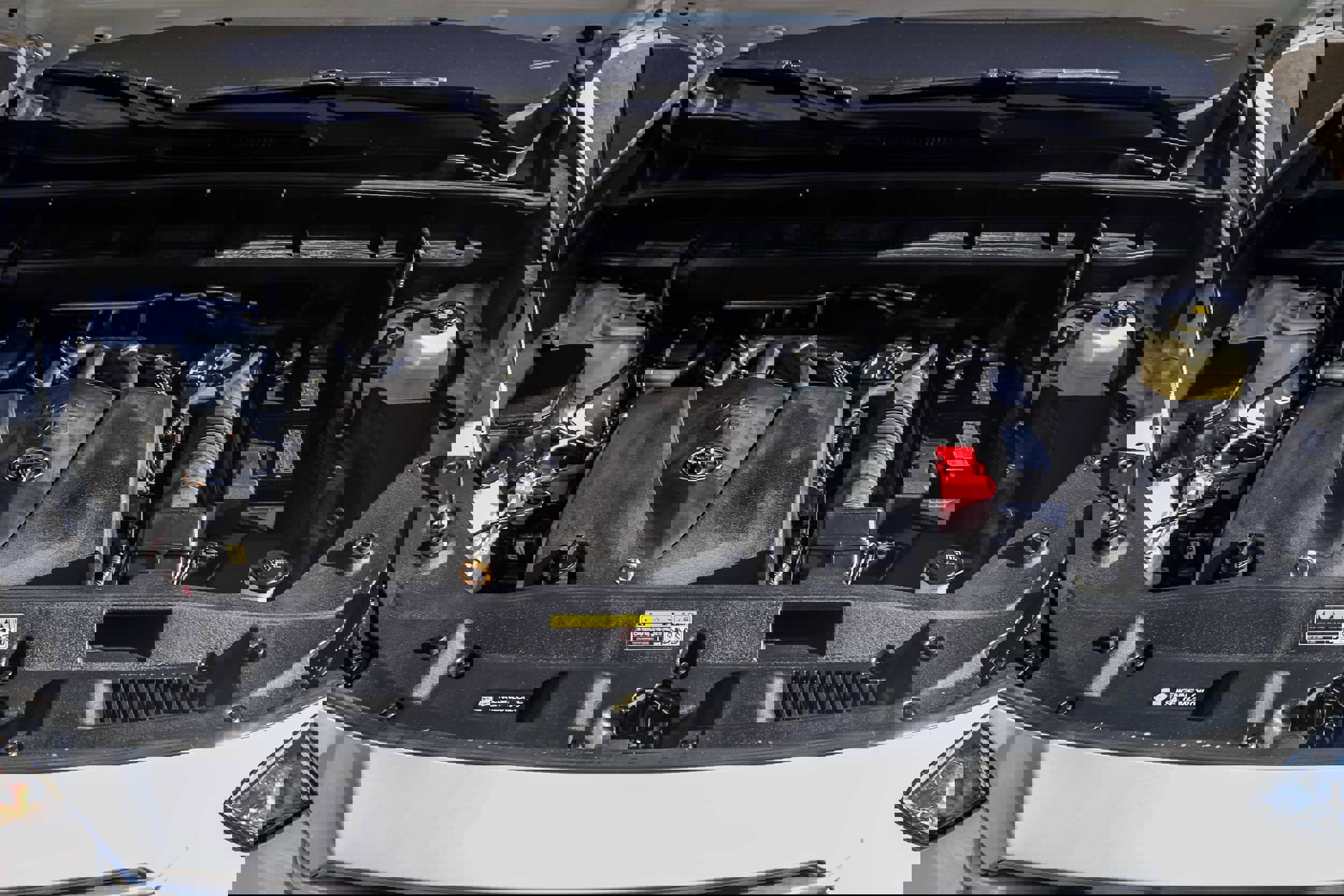 Used 2022 Toyota Highlander XLE image 28