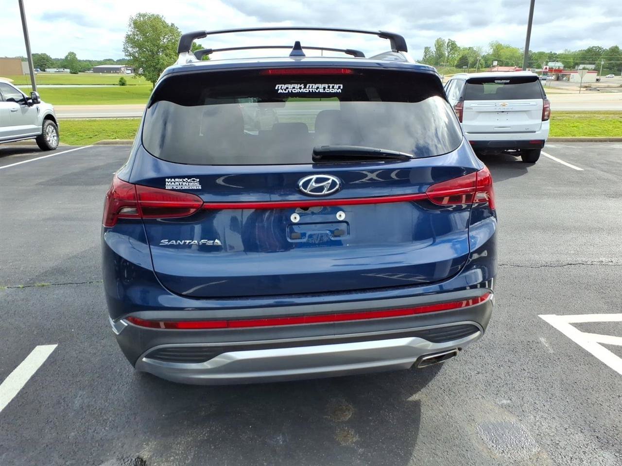 Used 2021 Hyundai Santa Fe SEL FWD image 4
