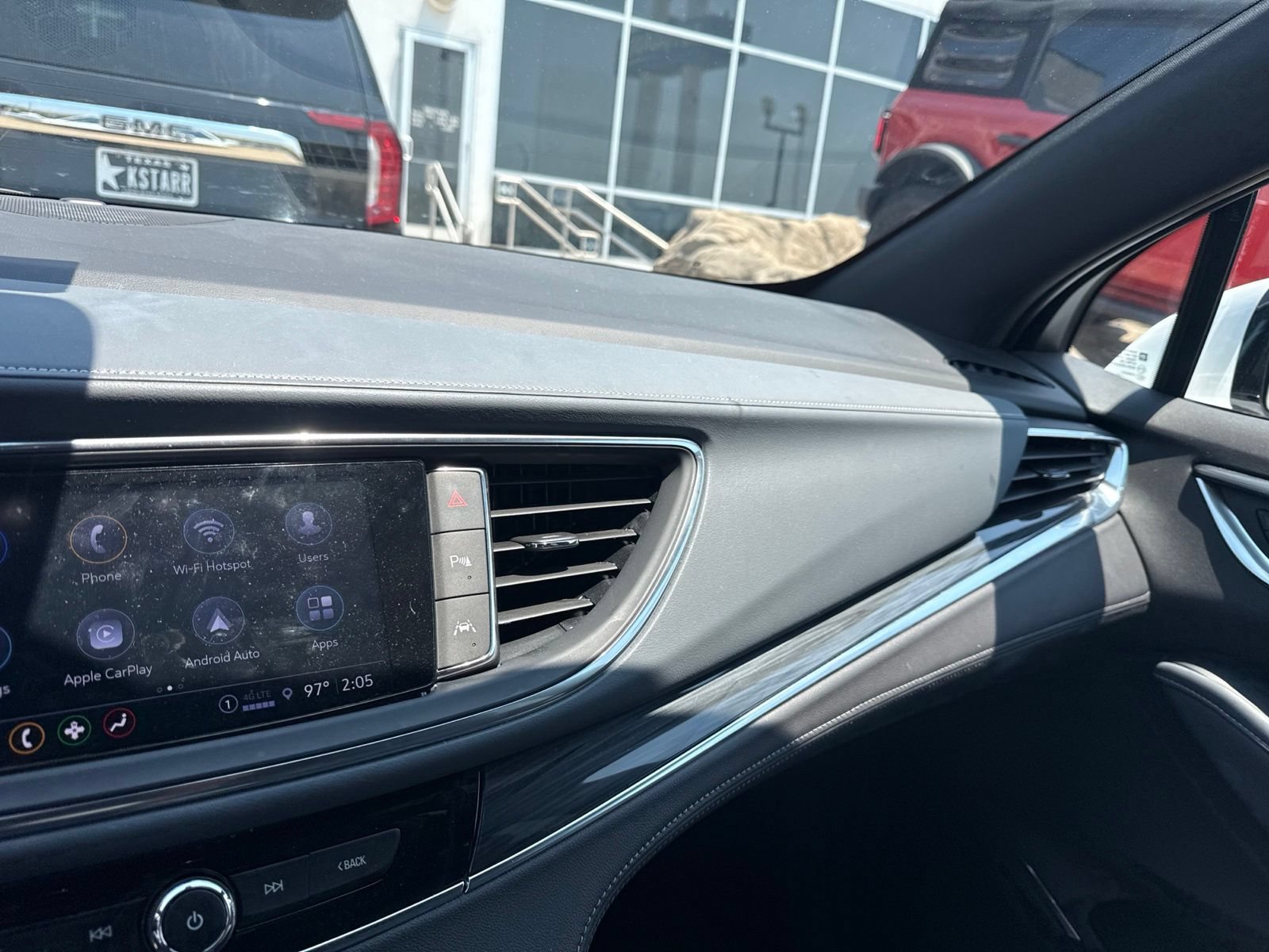 Used 2024 Buick Enclave Essence FWD image 20