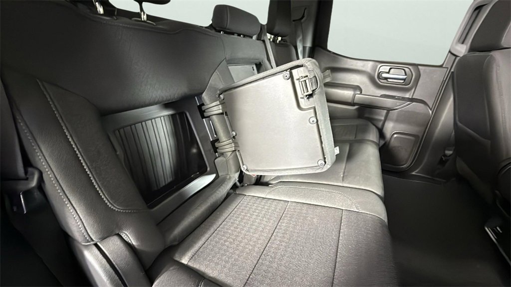 Certified 2023 Chevrolet Silverado 1500 Custom image 30