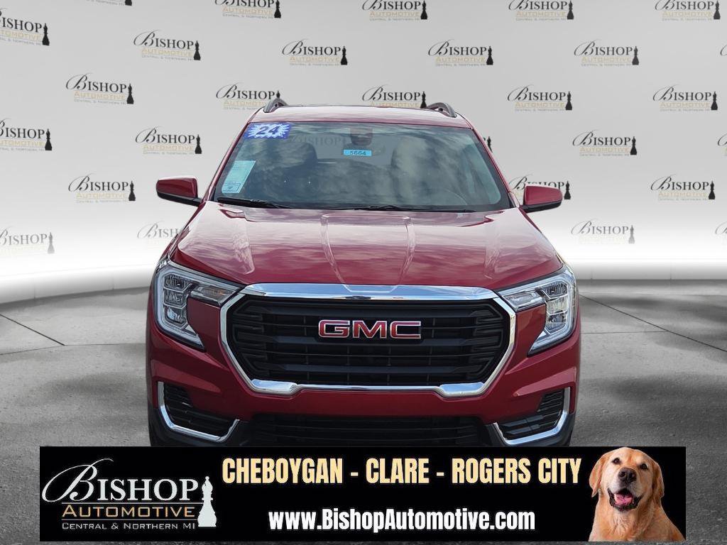 Used 2024 GMC Terrain SLE w/ Driver Convenience Package image 27