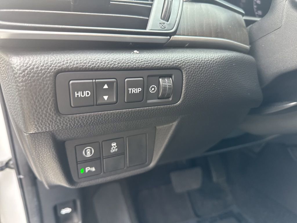 Used 2021 Honda Accord Touring image 16