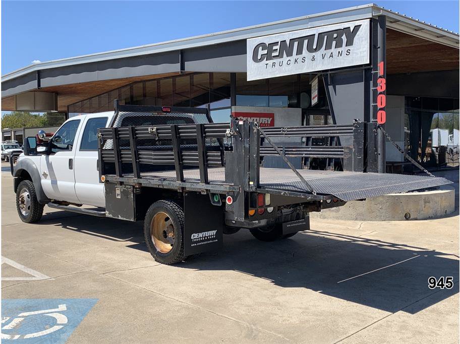 Used 2011 Ford F550 4x4 Crew Cab Super Duty w/ Payload Upgrade Pkg image 9