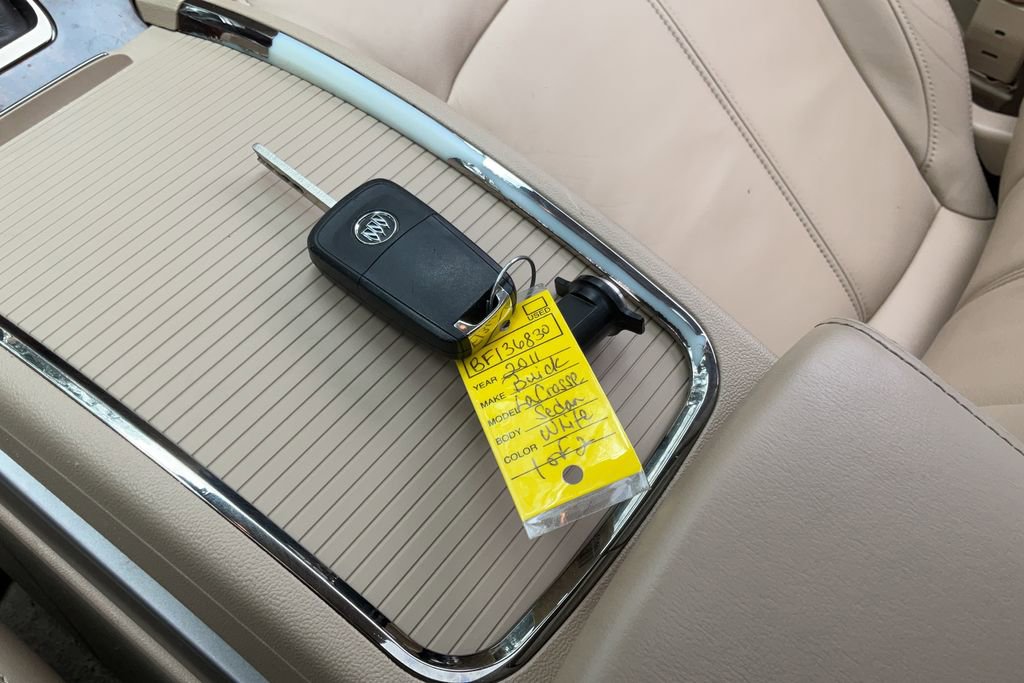 Used 2011 Buick LaCrosse CXL FWD image 26