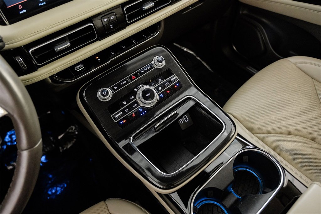 Used 2023 Lincoln Nautilus Reserve image 26