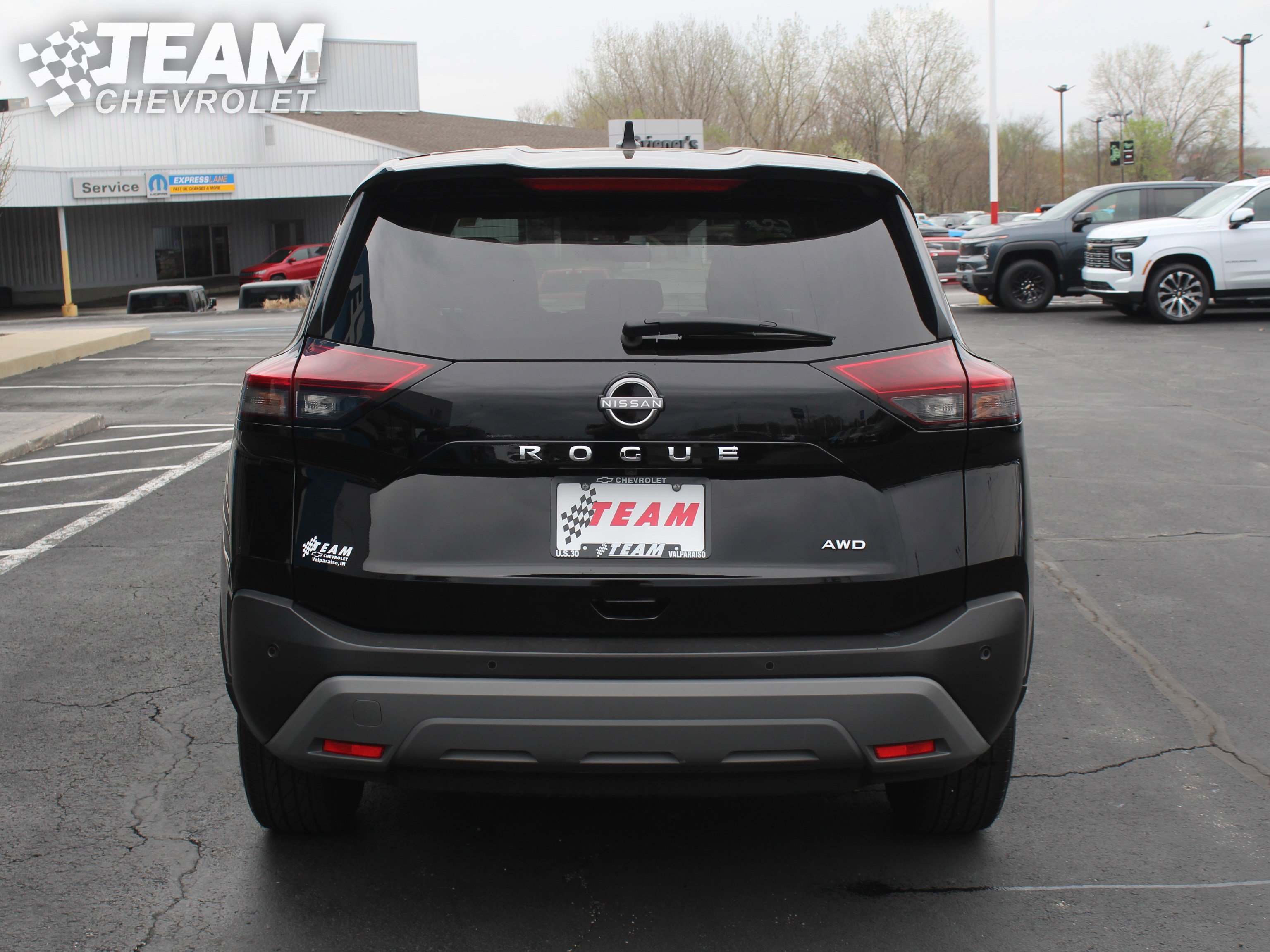 Used 2023 Nissan Rogue S AWD/4WD image 5