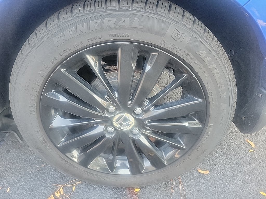 Used 2016 Honda Fit EX image 12