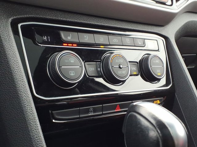 Used 2022 Volkswagen Atlas Cross Sport SEL Premium R-Line image 14