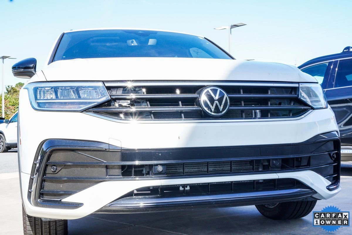 Used 2022 Volkswagen Tiguan SE R-Line image 7