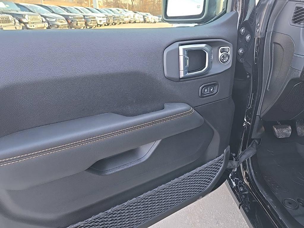New 2026 Jeep Gladiator Mojave AWD/4WD image 35