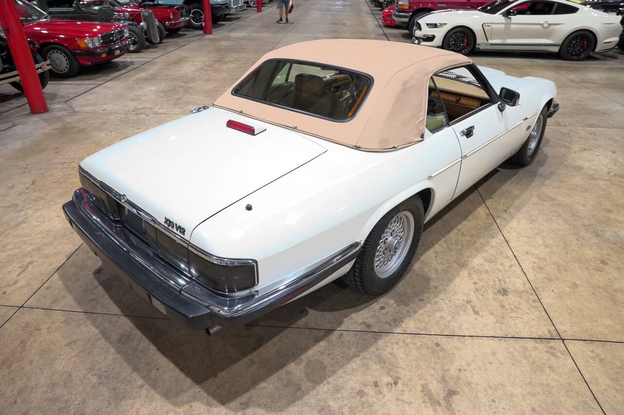 Used 1992 Jaguar XJS V12 Convertible RWD image 31