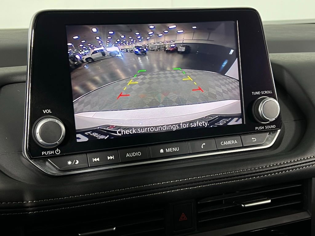 Used 2024 Nissan Rogue SV image 17