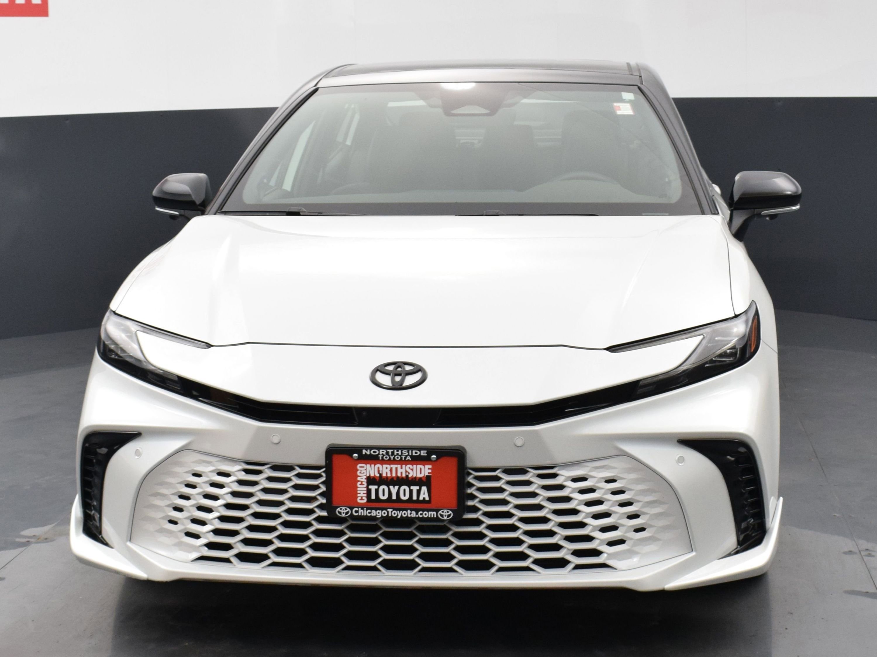 Used 2025 Toyota Camry XSE w/ Premium Plus Package AWD/4WD image 7