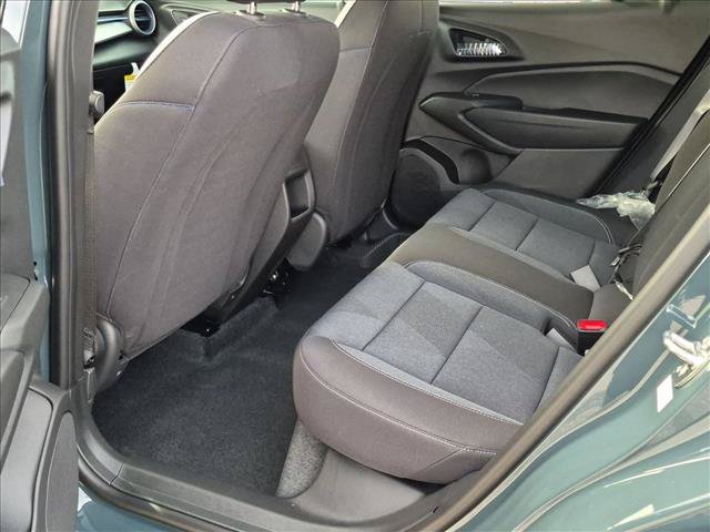New 2026 Chevrolet Trax LS w/ LS Convenience Package FWD image 16