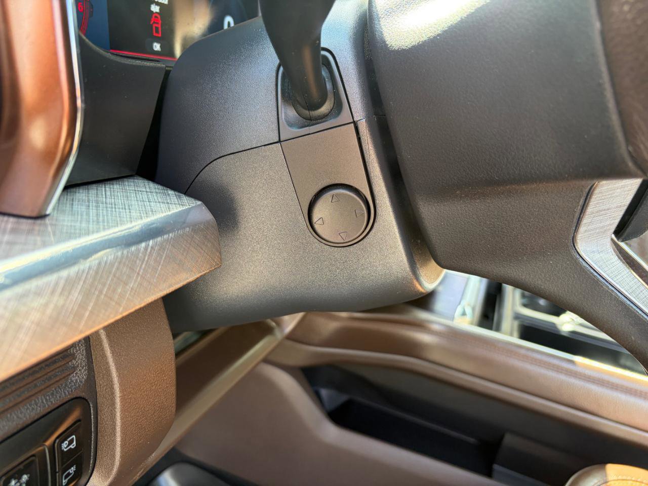 Used 2025 Ford F450 King Ranch w/ Chrome Package image 14