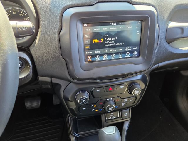 Used 2018 Jeep Renegade Latitude image 23