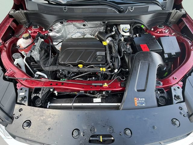 Used 2025 Chevrolet Trax LT FWD image 28