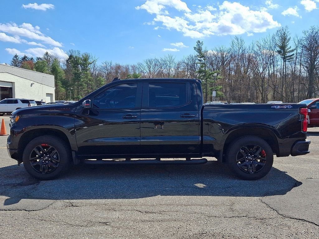 Used 2022 Chevrolet Silverado 1500 RST w/ Redline Edition image 3
