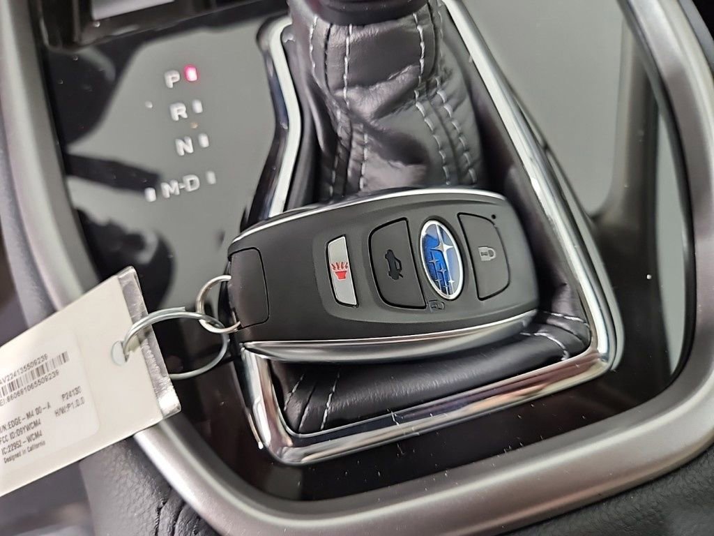 Used 2025 Subaru Outback Limited image 31